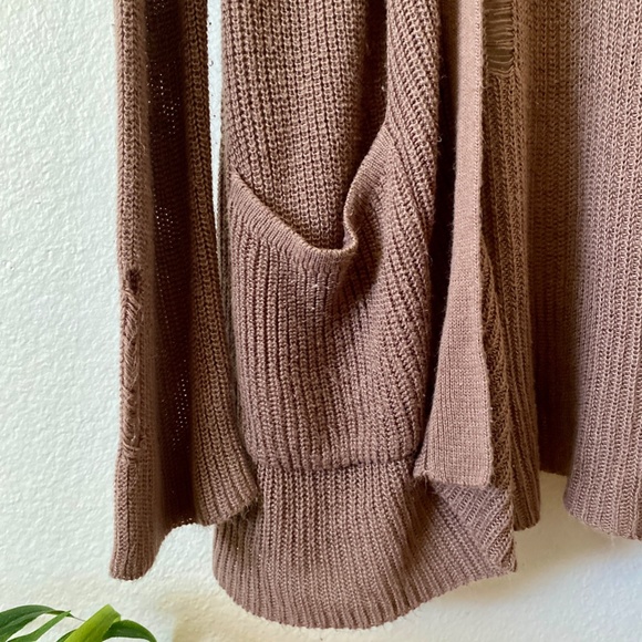 Daytrip Lavender/Mauve Cardigan Sweater - Picture 4 of 6